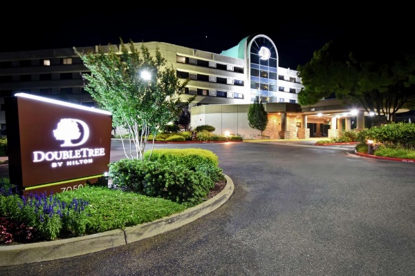 DoubleTree By Hilton Hotel Pleasanton At The Club image 6